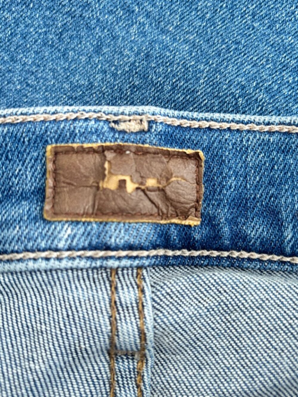 MOTHER The Desperado Heel Jeans in Work Hard Play Hard - Picture 11 of 13